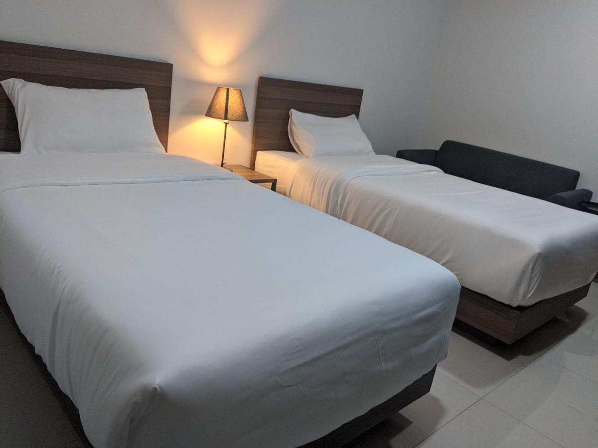 Tassana Place Chonburi Exterior foto