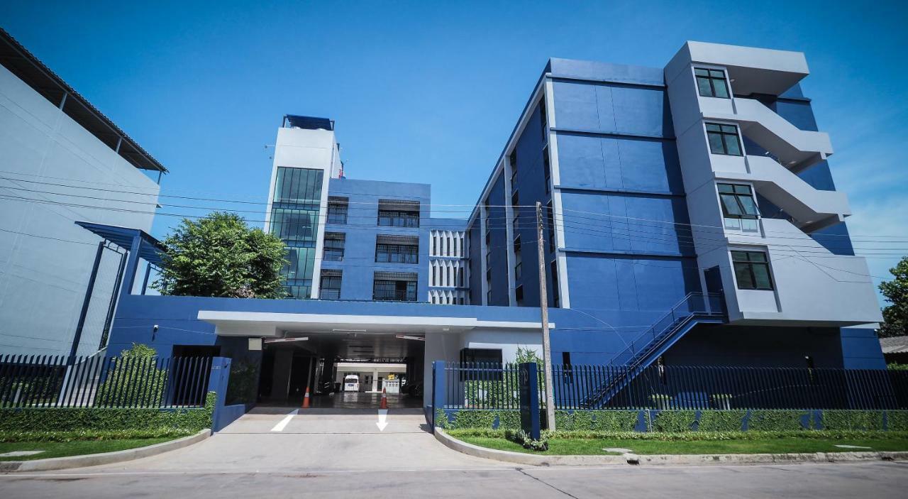 Tassana Place Chonburi Exterior foto